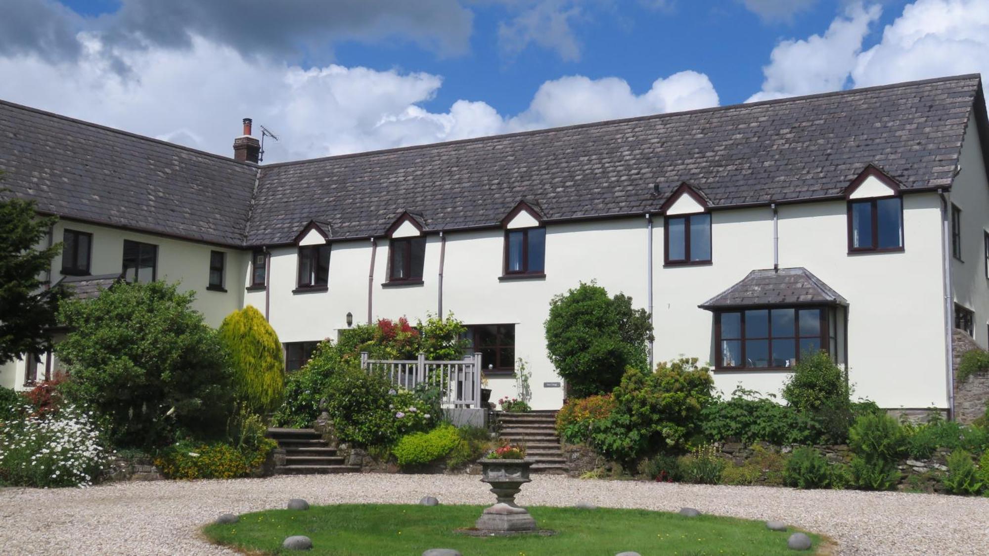 Coombe Cottage South Molton Exterior photo